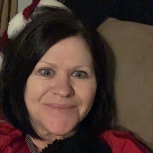 Meet your Posher, Angie